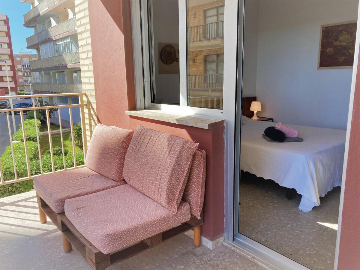 Large Apartment With Sea Views Суека Екстериор снимка