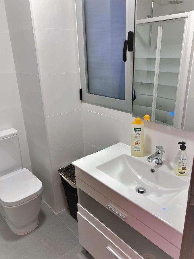 Large Apartment With Sea Views Суека Екстериор снимка