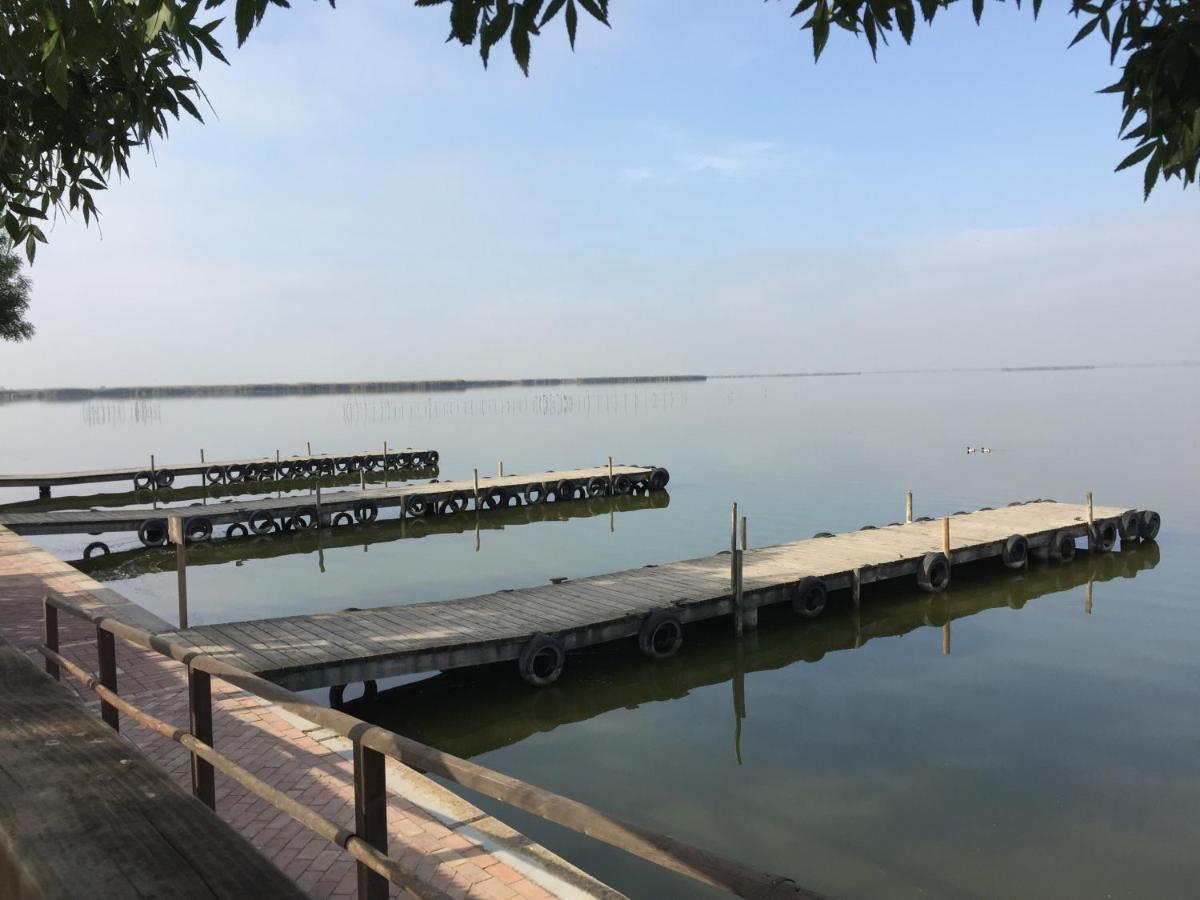 Large Apartment With Sea Views Суека Екстериор снимка